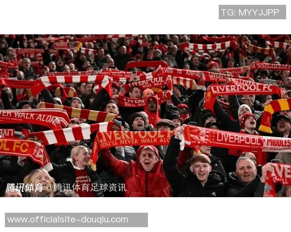 利物浦与巴萨激战回顾球迷热议经典对决与战术较量