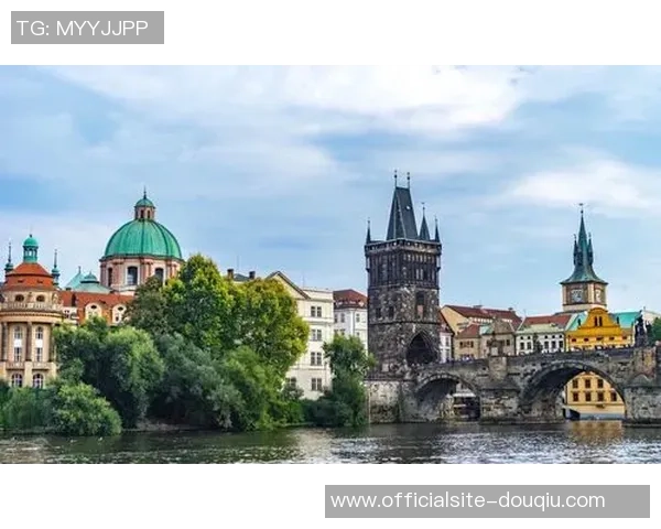 布拉格与巴塞罗那精彩对决直播全程回顾与分析