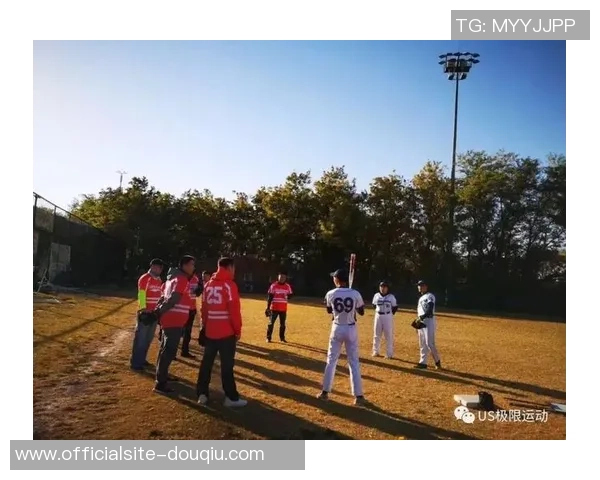 成都极限运动队团队协作引发热议与争议的背后故事探讨